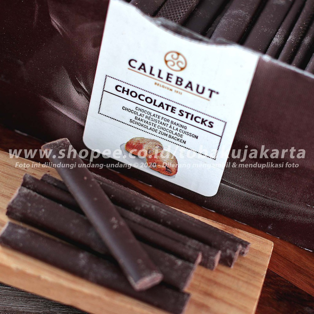 

Callebaut Dark Chocolate Baton Baking Sticks 250gr 44% Cokelat Batons