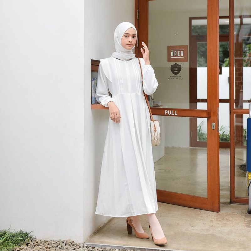 GAMIS PUTIH TERBARU CRINCLE AIRFLOW DRESS PUTIH BROKRN WHITE