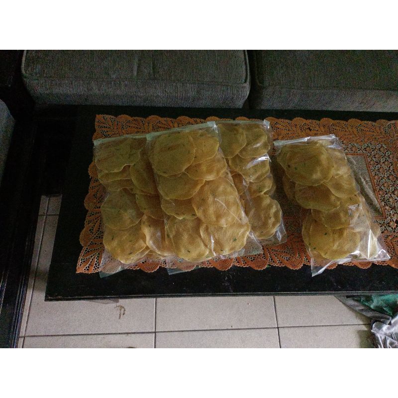 

krupuk geol khas cirebon (opak kentang asli cirebon)