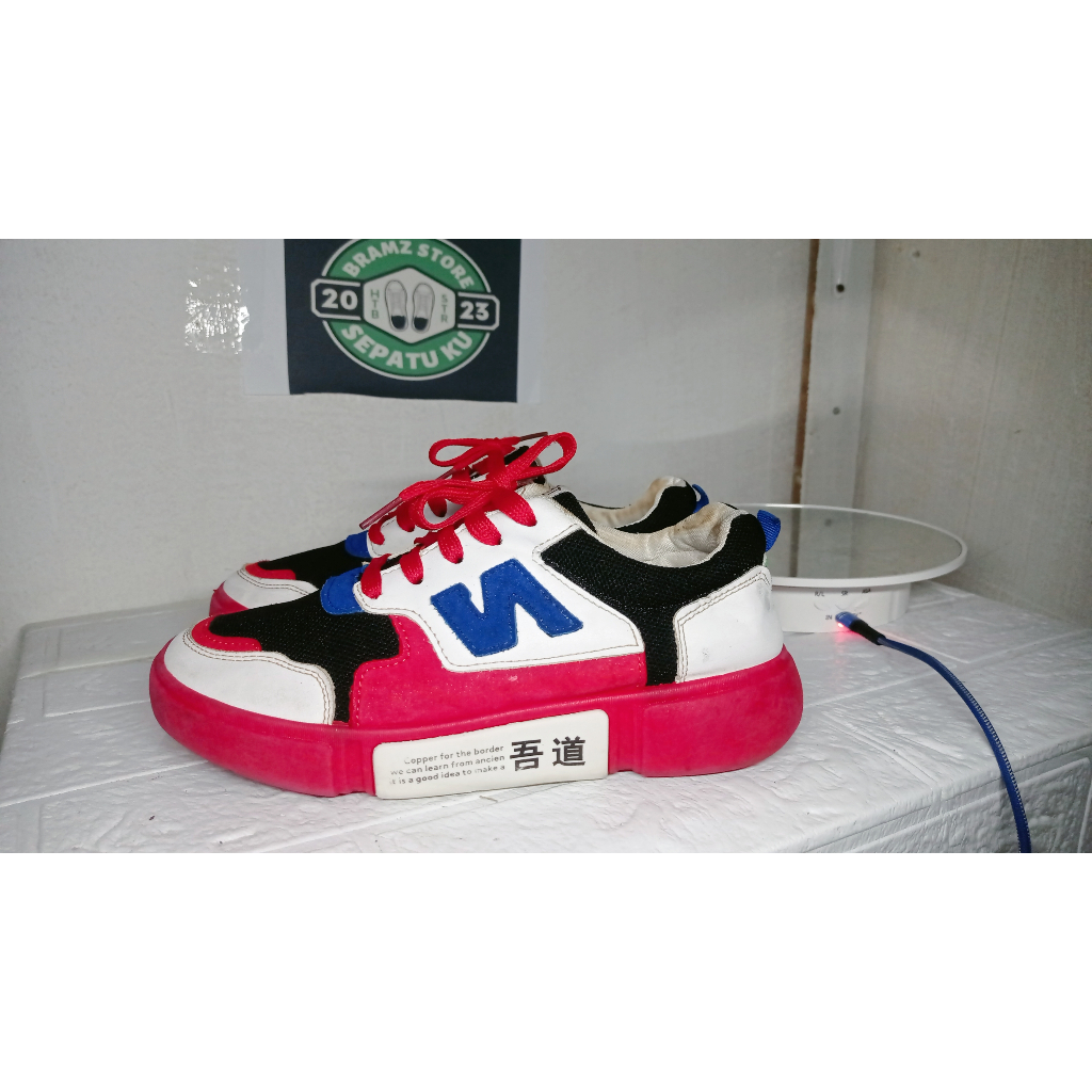 SEPATU SPORT N SECOND BRANDED PRIA WANITA