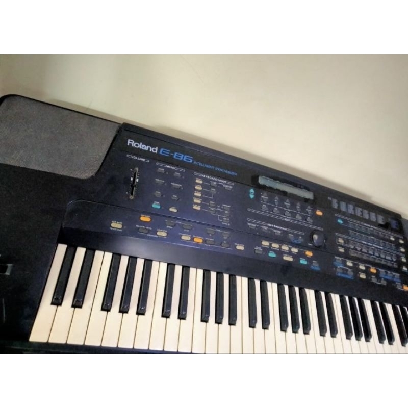 orgen/keyboard roland e-86