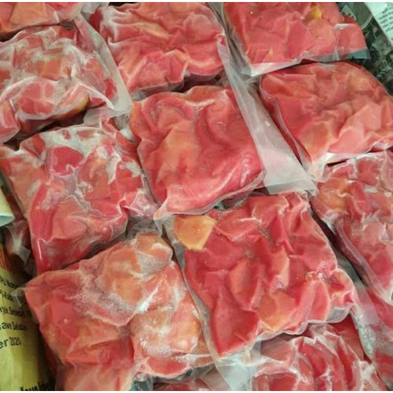 

GUAVA / JAMBU MERAH / JAMBU MERAH FROZEN NON BIJI 500gr