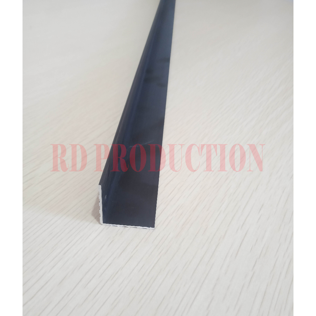 list ALUMUNIUM L 150 cm HITAM List Hardcase list box flig case