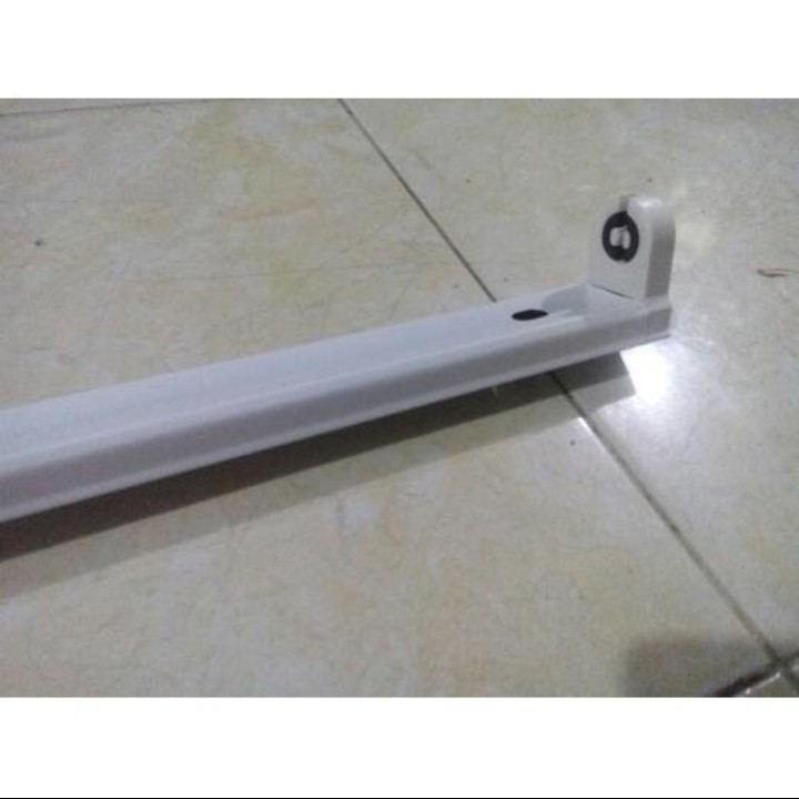 kap lampu t8 LED 120cm kap lampu tl t8 led 120cm sudah set kabel dan fitting