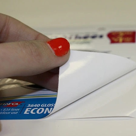 

[137 cm x 50 m] ORAJET 3640 G 010 GLOSS WHITE ROLL Digital Printing Media Ecosolvent Sticker