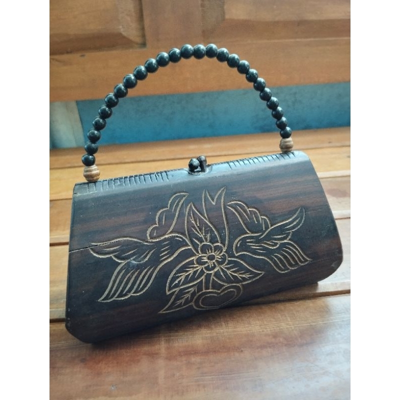 Tas kayu etnik clutch