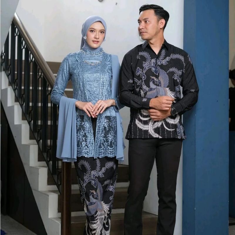 SET COUPLE KEBAYA TUNANGAN DAN WISUDA KINARA KEBAYA DAN KEMEJA BATIK KINARA NEW PRODUK AKITA