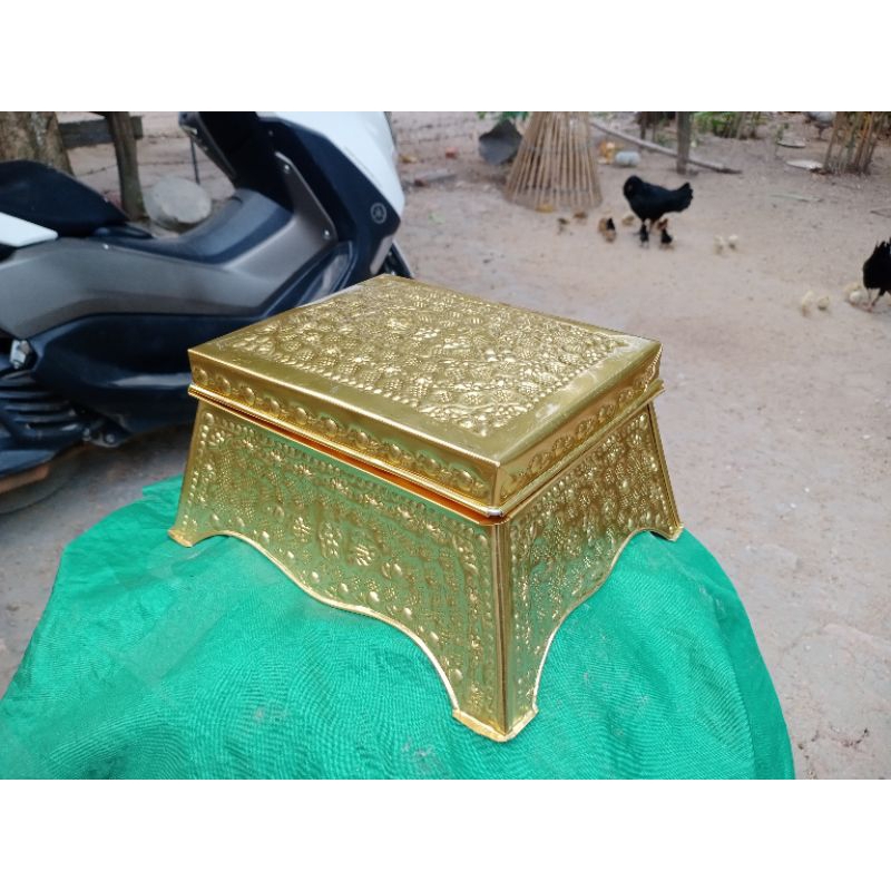 KOTAK PESIRIH/TEPAK KUNINGAN ASLI ADAT MELAYU PALEMBANG/LAMPUNG/JAMBI