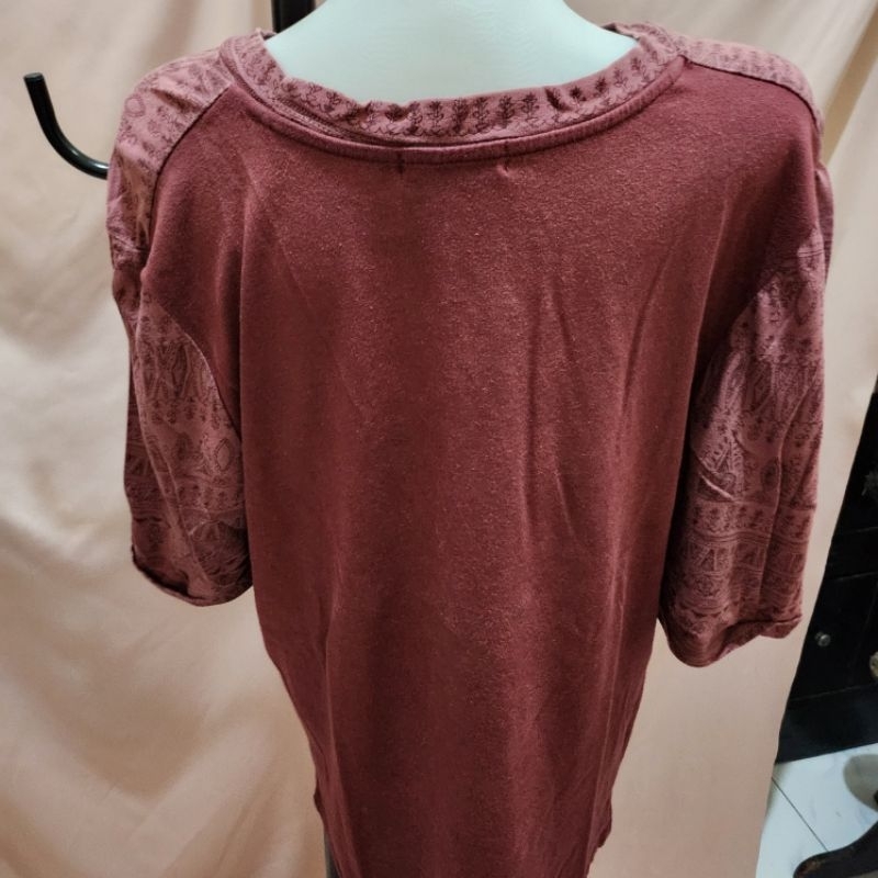 preloved kaos atasan oblong unisex pria wanita merah maroon