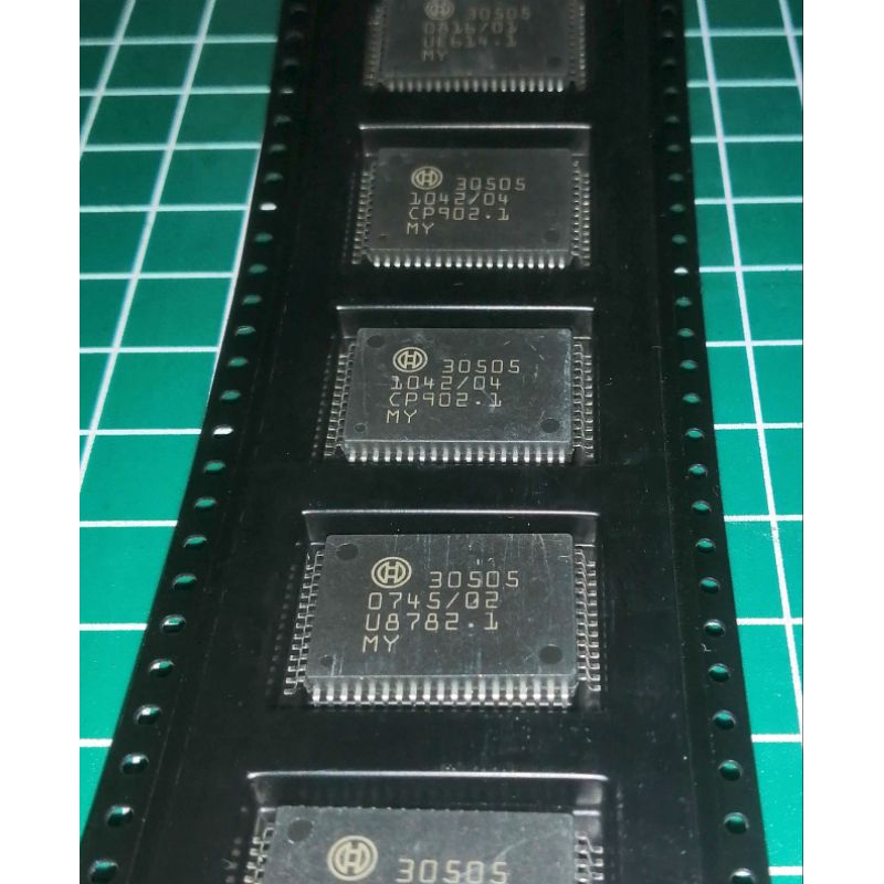 Original Bosch 30505 QFP64 IC Car Airbag Ecu Driver Chip