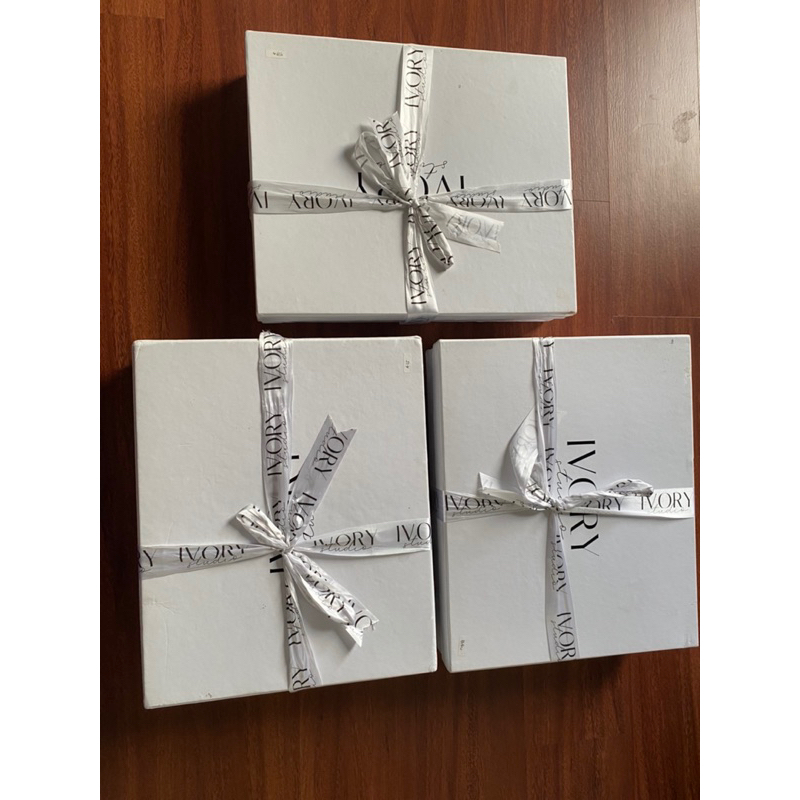 PRELOVED (BISA NEGO) update stock IVORY STUDIO RTW SET IBU 1 ANAK