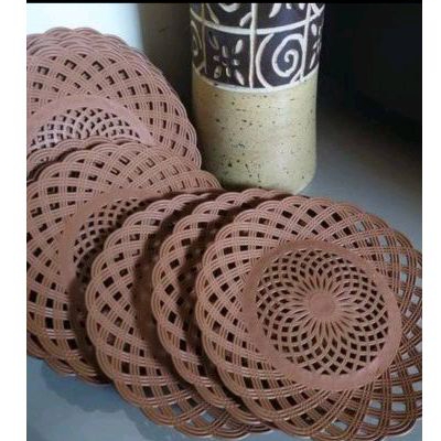 Piring jerami plastik 1 lusin