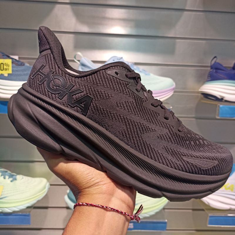 Hoka Clifton 9 Black