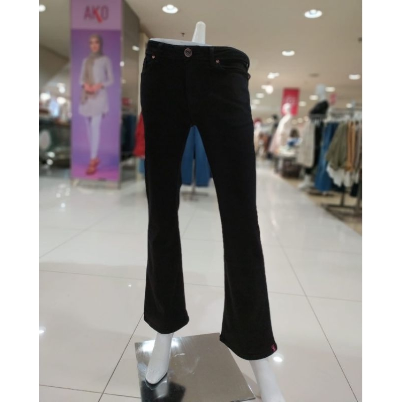 celana jeans wanita model bootcut Ako jeans original(2warna)