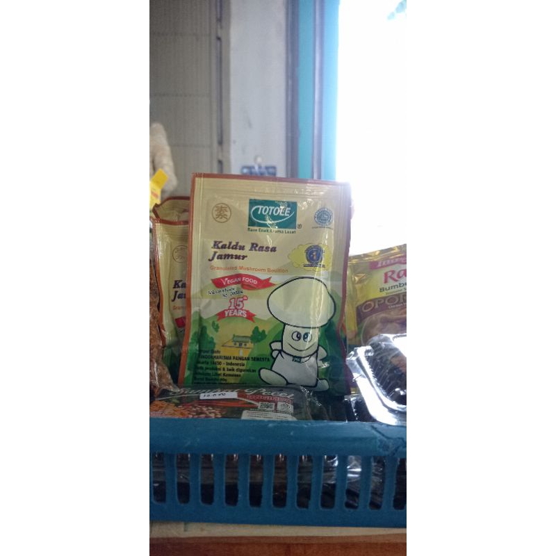 

Totole kaldu rasa jamur 40gr, totole rasa enak aroma lezat 40gr, granulated mushroom bouillon