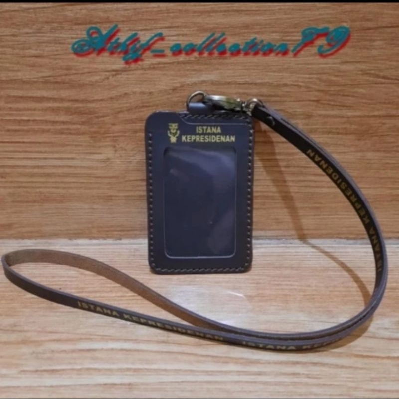 

HOLDER KALUNG ID CARD LOGO ISTANA KEPRESIDENAN HITAM BEST QUALITY PREMIUM