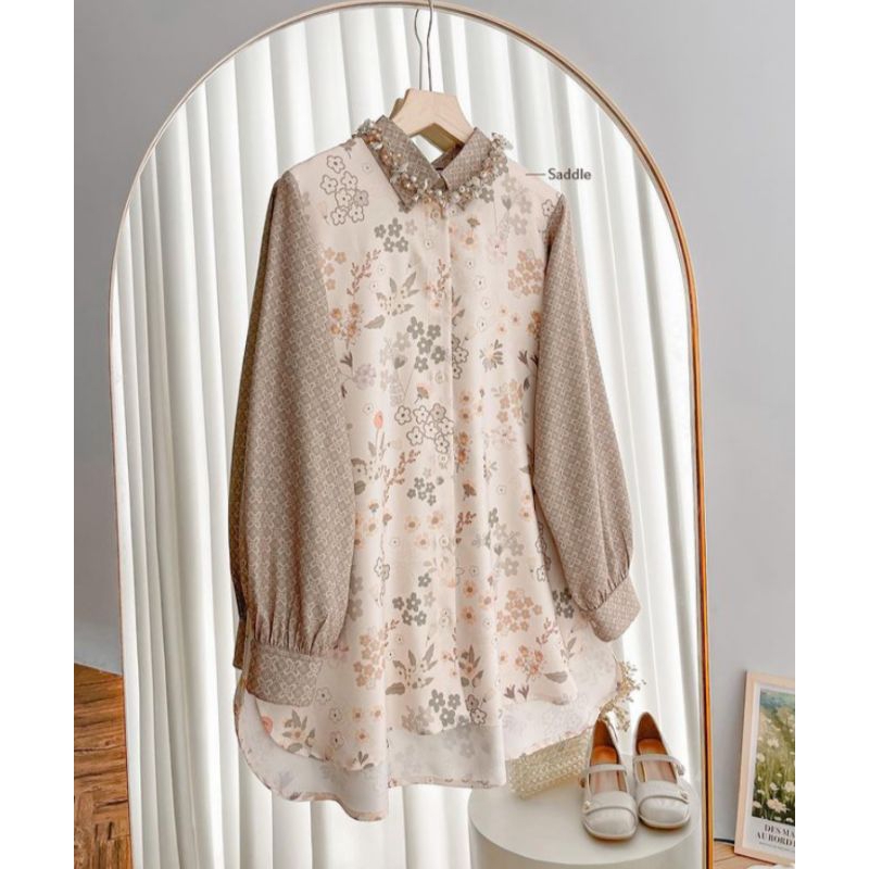 Sofie Blouse by Kienka