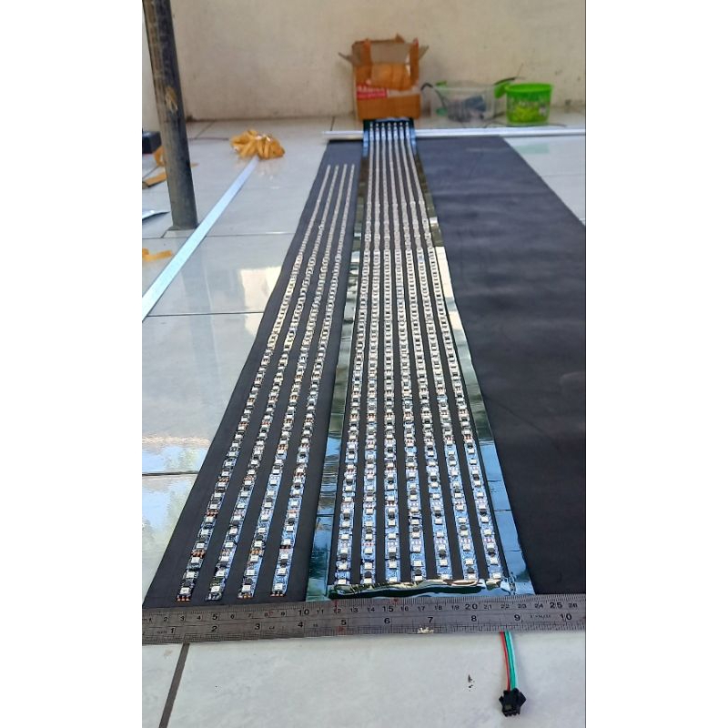 Strobo + RUNNING TEXT BUS 2meter 7baris