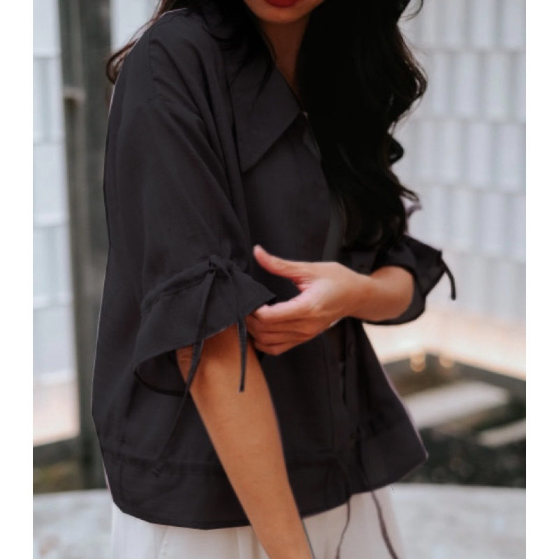 Maven Lana Top in Black Beauty