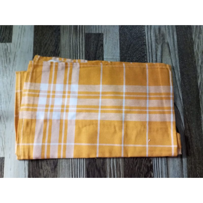 kain serbet warna kuning