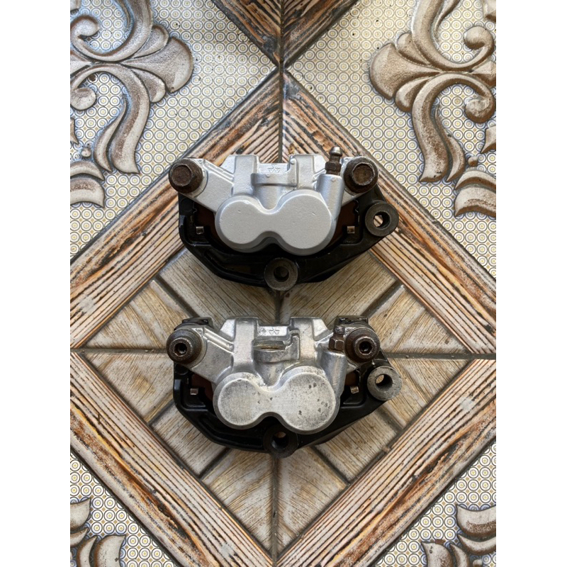 KALIPER REM DEPAN YAMAHA RX KING RXKING NEW ORIGINAL SILVER