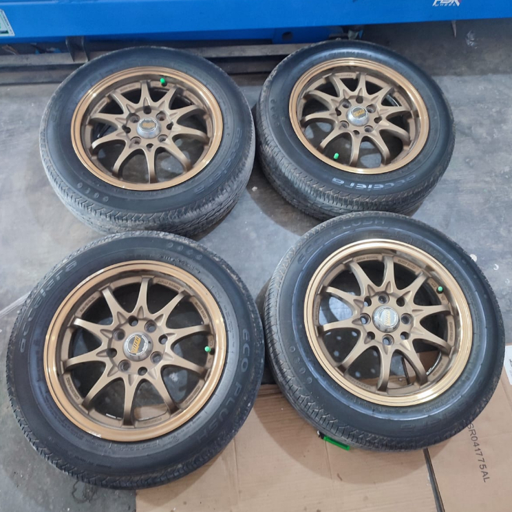 Velg Mobil Bekas R14 Rays Ce28 Ring 14 Ban 175 65 Velg Mobil Brio Ayla Agya Datsun Calya Sirion