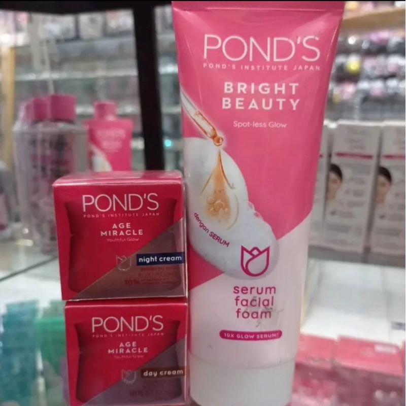 Paket Pond's Bright Beauty Facial Foam 100gr + Age Miracle Day Cream 10gr + Age Miracle Night Cream 10gr