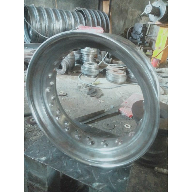 satu set velg ring 10x250 dan 10x300 velg monkey gorilla velg custum velg jari jari ring 10