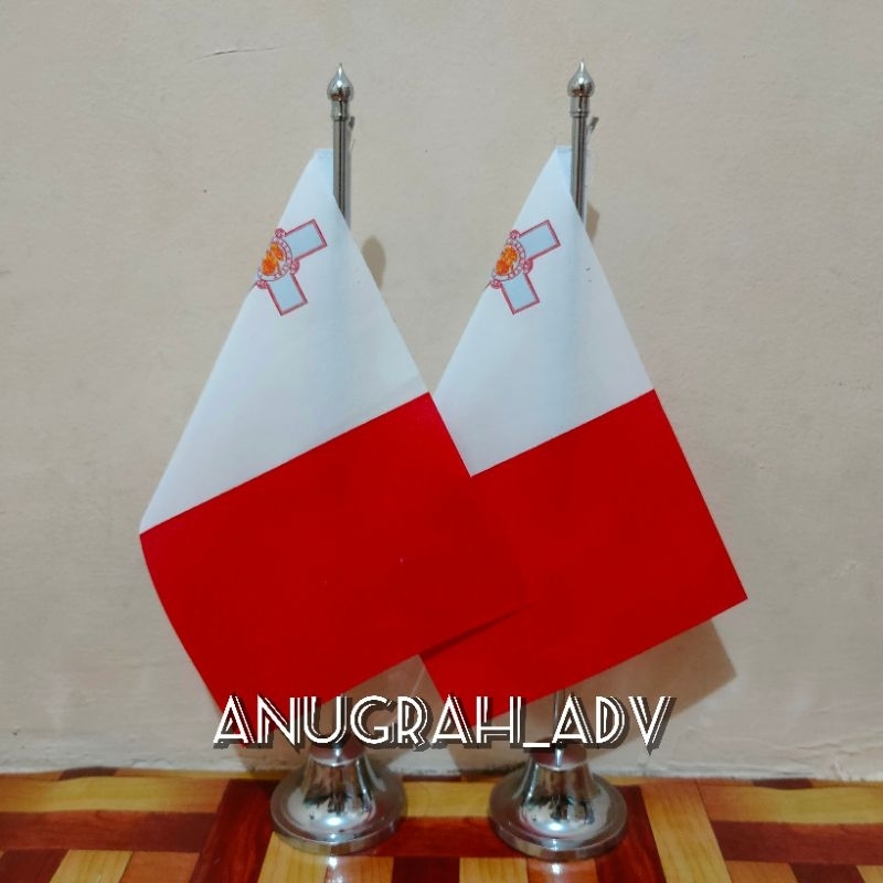 

tiang stainless bendera meja MALTA