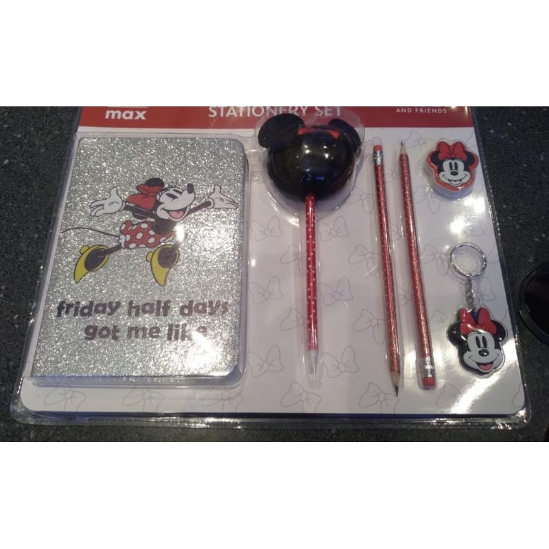 

Max Fashion X Disney Stationery Set