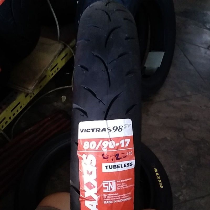 Ban Maxxis Victra 80/90 17