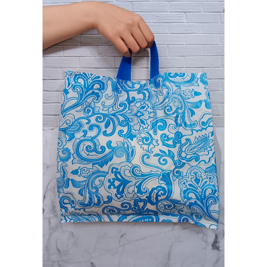 

HAND BAG BATIK SEDANG/ HAND BAG PLASTIK