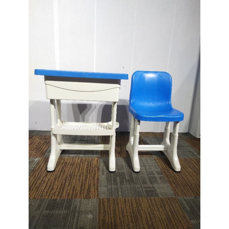 Meja belajar anak | meja belajar minimalis | meja belajar plastik | meja belajar murah