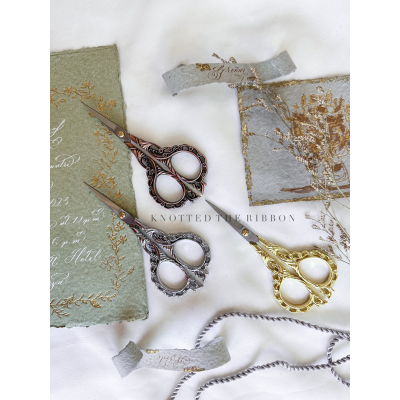 

GUNTING VINTAGE POTONG BENANG - SCISSORS WEDDING PROPS PHOTO SHOOT PROPS VINTAGE RETRO SCISSORS CHIC