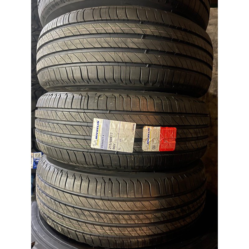 Ban Mobil 215/60 R17 MICHELIN PRIMACY 4