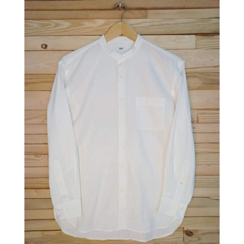 Kemeja Kerah Shanghai UNIQLO