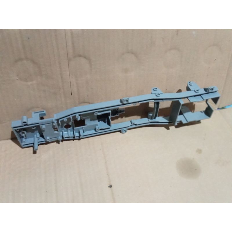 sasis wpl d12 bekas pakai
