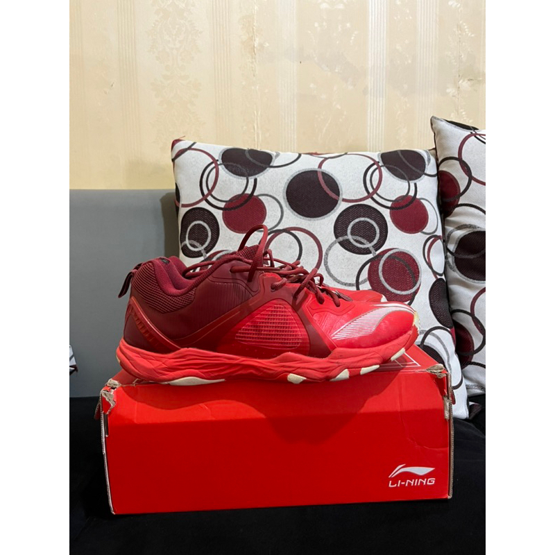 sepatu lining ranger vi lite