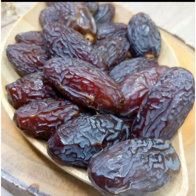 

Medjool Natural Delights 1Kg / Medjol California / Medjool dates / kurma medjool 1 kg murah