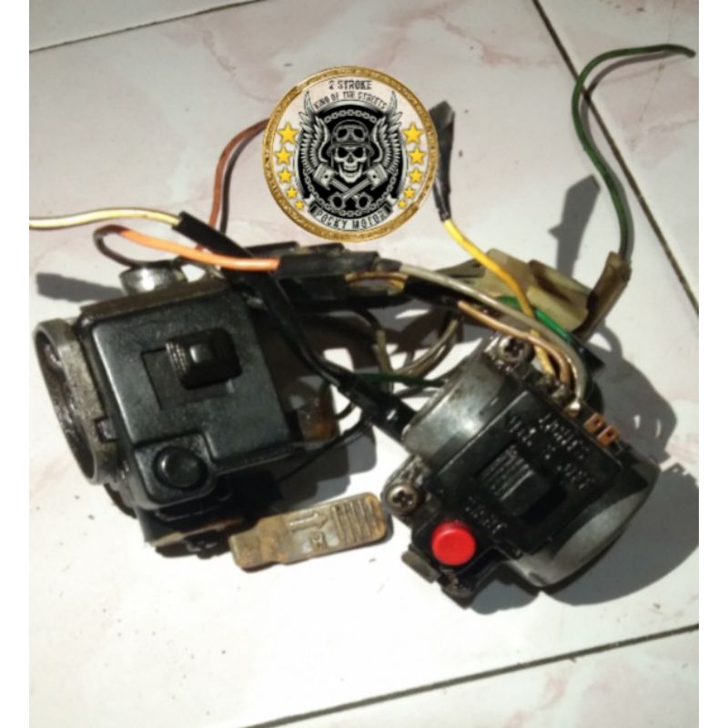 holder set kanan kiri original suzuki rc 80