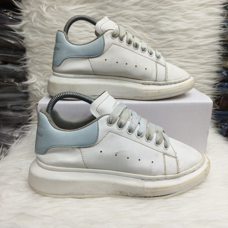 Sepatu Sneakers Alexander McQueen Kulit Size 40 D / Alexander McQueen White Blue / Sneakers Pria Dan