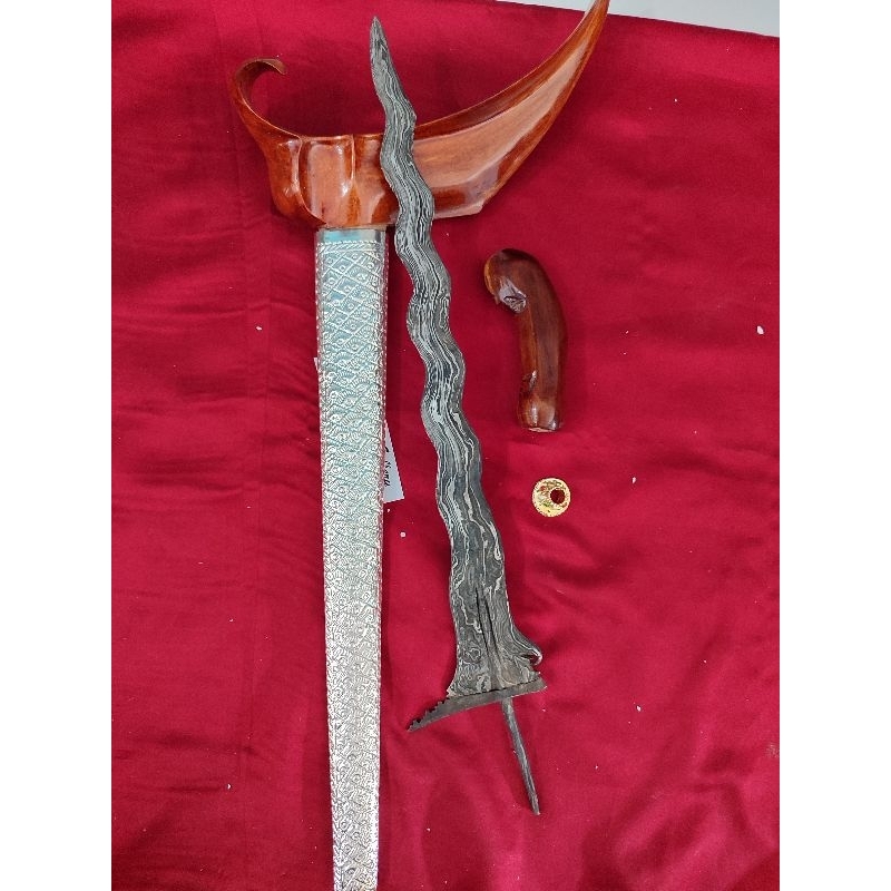 Keris nusantara Sengkelat