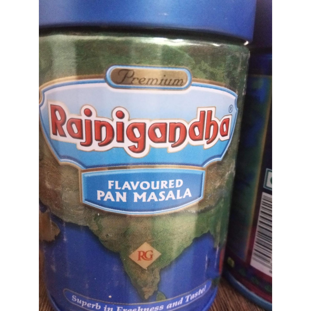 

Rajnigandha Pan Masala