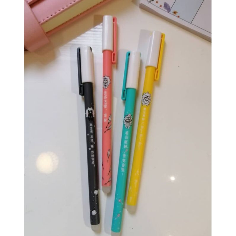 

CAT CHARACTER ERASEABLE PEN CUTE & AESTHETIC PEN 0,5 mm