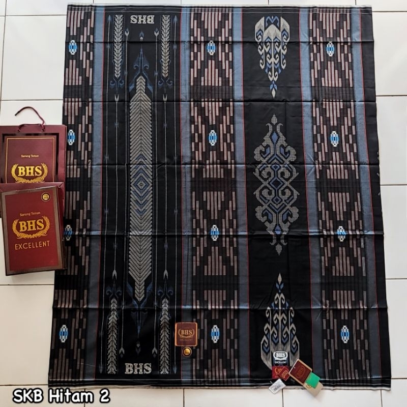 Sarung BHS Excellent Gold Black Edition