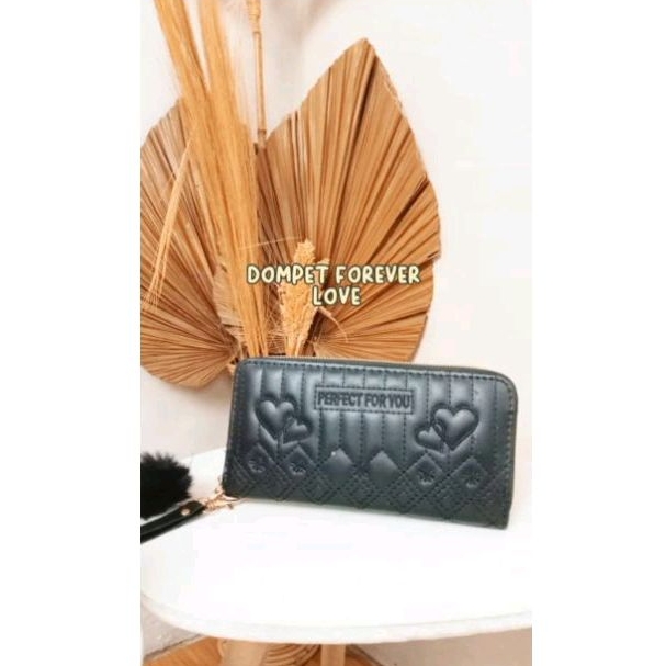 Dompet Forever love