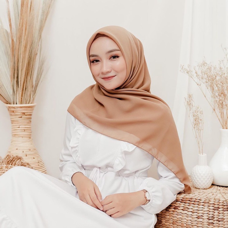 BELLA SQUARE MOCCA POLOS. KERUDUNG SEGI EMPAT POLOS COKSU. JILBAB ANAK SEKOLAH. KERUDUNG TERMURAH WA