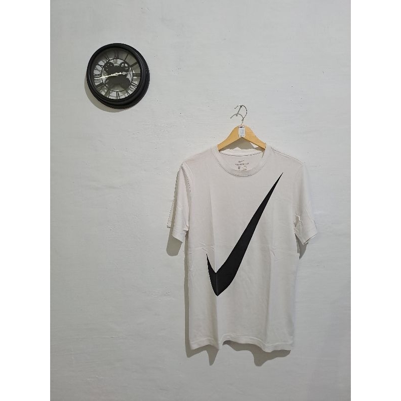 Kaos Nike Big Swoosh