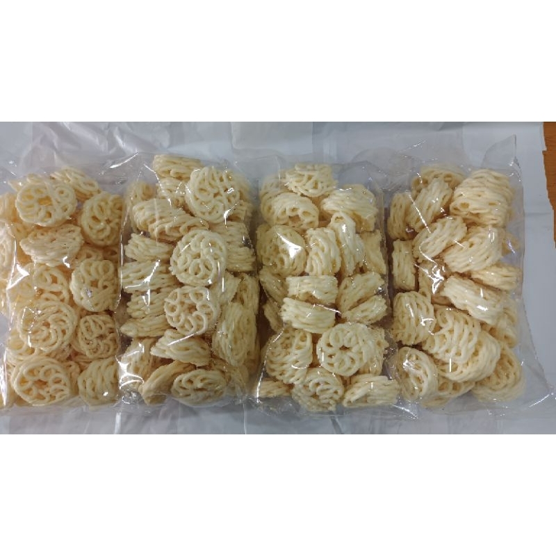 

Paket Z 4 bungkus kerupuk mawar semua 250 gram atau 1 kg