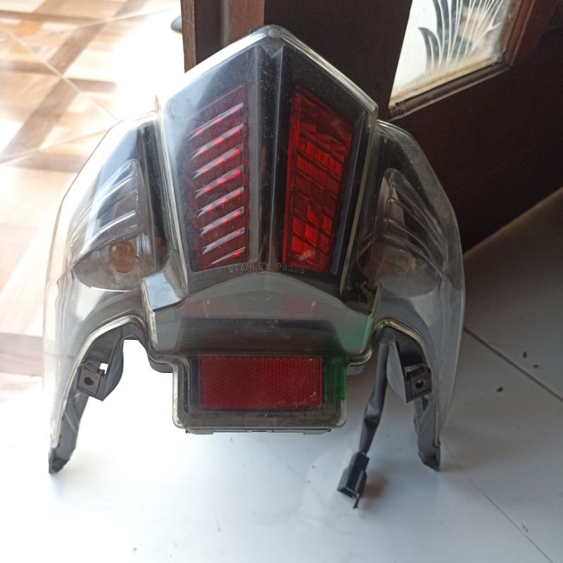 stoplamp lampu belakang Yamaha Xeon 125 xeon rc fi xeon gt Original